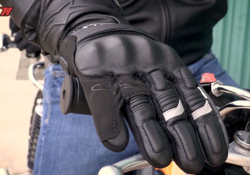 Everything You Need to Know About Gloves for Motorcycle Safety